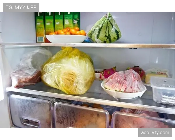 莫德里奇家冰箱里只有鸡胸肉和水，这人是拿自己当机器人养的？